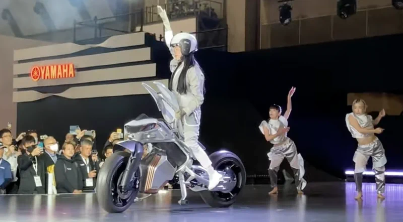 Yamahas Motoroid: Ihr KI-Schutzengel auf zwei Rädern?