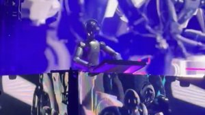 Figures Bot legt den Bass mit Deadmau5 auf