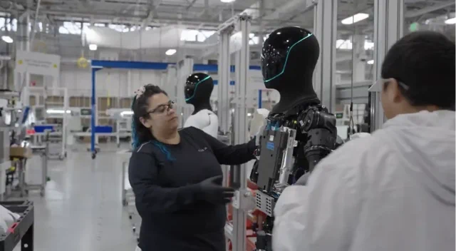 Tesla Optimus szerelősorát elindítja az EU vitája