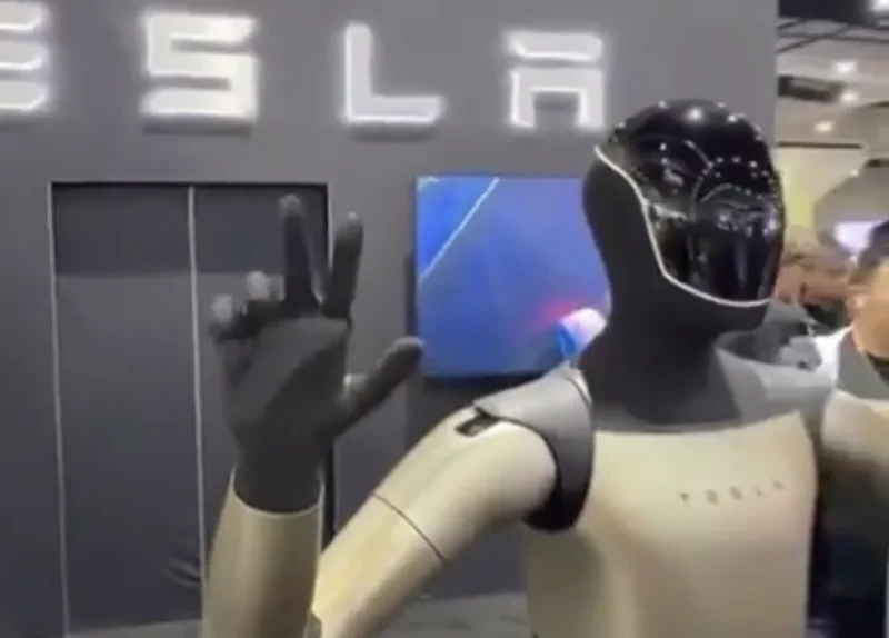 Teslas neue Optimus-Hände greifen nach den Sternen