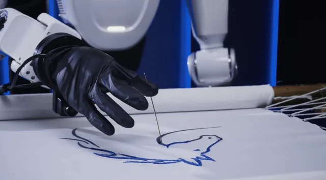 TARS-Stickrobot löst Automatisierungs-Rätsel