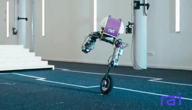 Roadrunner: Der bipedale Roboter, der skatet und schreitet