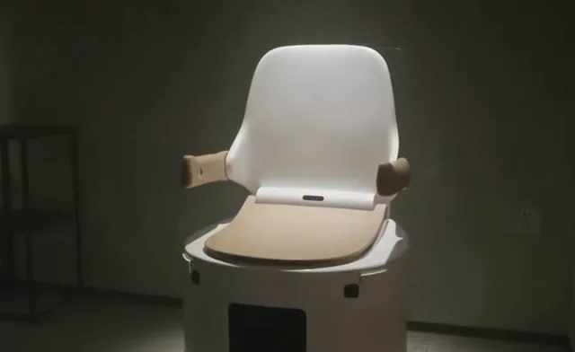 Dieser Toiletten-Roboter kommt zu Ihnen und reinigt sich selbst
