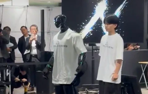 Mitsubishi Motors baut humanoide Roboter in Kyoto-Autofabrik