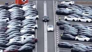 Teslas unbeaufsichtigtes FSD liefert Autos in Giga Berlin aus