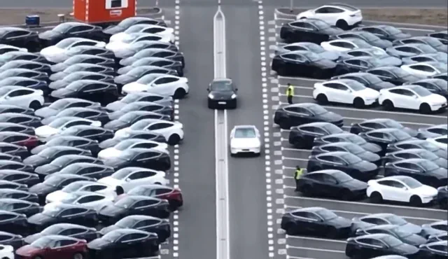 Teslas unbeaufsichtigtes FSD liefert Autos in Giga Berlin aus