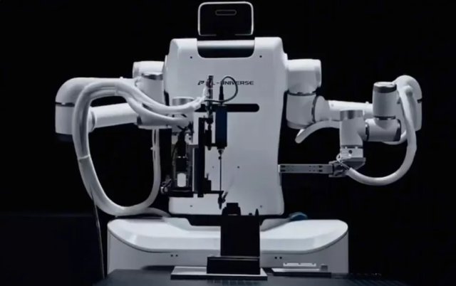 Zeus 1: Der hochpräzise humanoide Roboter von PL-Universe