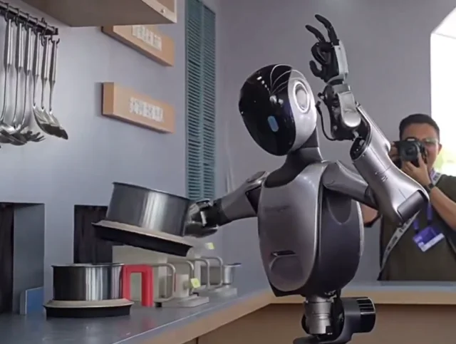 Roboter-Köche: Ant Group enthüllt kulinarischen KI-Assistenten
