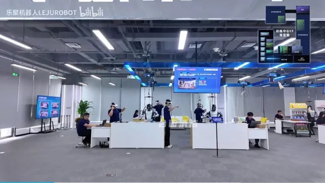 Pekings riesiges Trainingszentrum für humanoide Roboter eröffnet