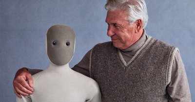 Das minimalistische, stoffbezogene Design des 1X NEO Heimroboters