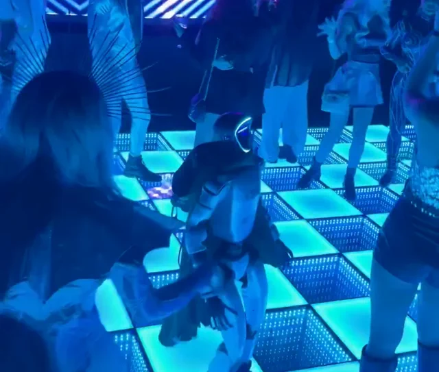 Robot nyerte a táncversenyt, az emberiség izzad