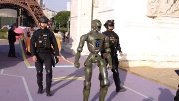 Polizei Shenzhen setzt Humanoid-Roboter T-800 ein