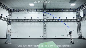 PHYBOT C1 Roboter tauscht Hausarbeit gegen Badminton