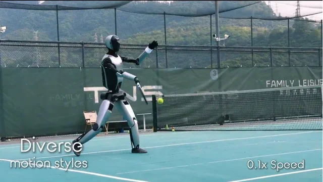 UBTECHs Walker S2 Roboter beherrscht den Rückhand-Schlag