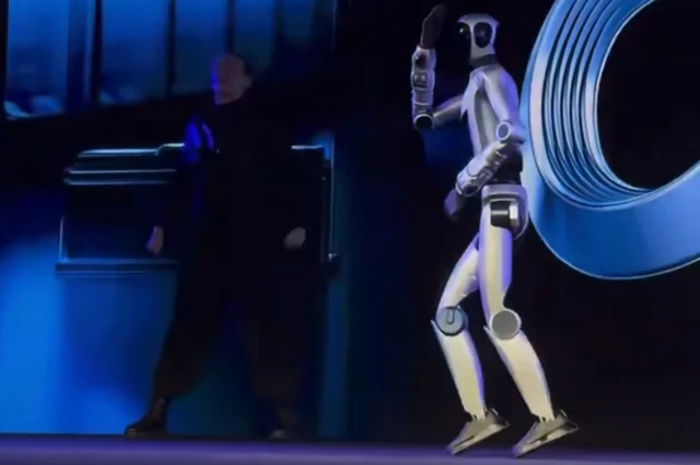 Tökéletes moonwalkkal debütált a Honor humanoid robotja