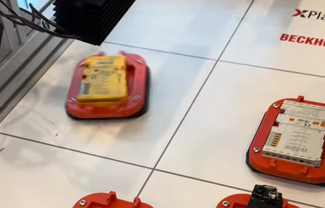 Beckhoff XPlanar: Amikor a gyárpadló léghokiasztallá válik