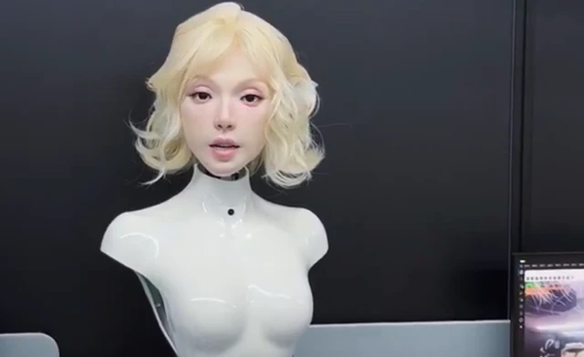 AheadForms Origin F1: Dieses Roboter-Gesicht ist beängstigend echt