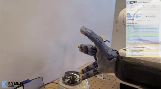 Kyber: Roboterhand meistert Labor-Workflow völlig autonom