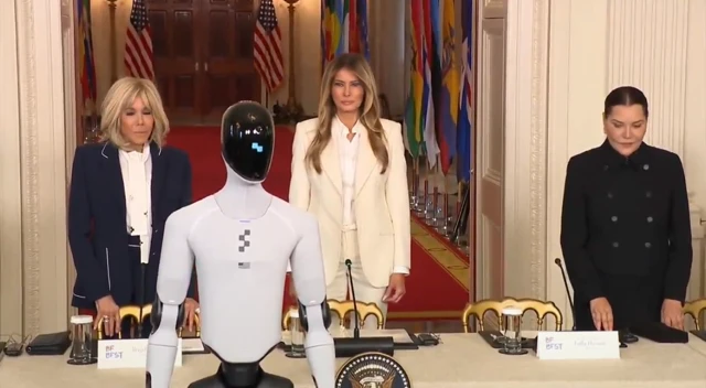 Historisch: Figures humanoider Roboter im Weißen Haus