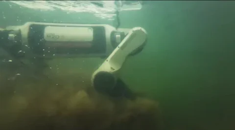 DEEP Robotics Lynx M20S: Teiche sind nur Pfützen