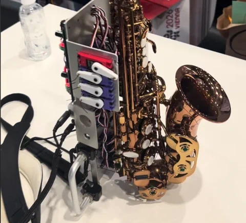 Dieser Roboter-Saxophonist hat mehr Seele als Kenny G