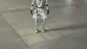 Unitree G1 beeindruckt mit geschmeidigem Treppensteigen