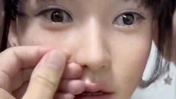 Hyperrealistische Roboterpuppen vor dem Markteintritt