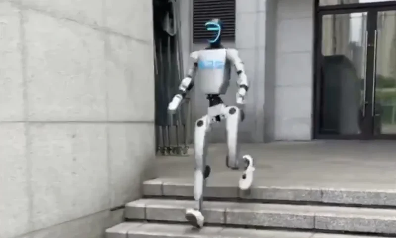 Az Unitree G1 robot lenyűgöző bemutatón hódítja meg a lépcsőket